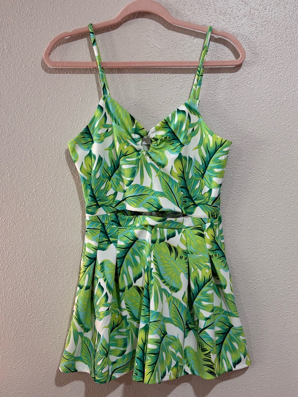 Madden NYC Romper Bundle Medium | NWT Orange Floral + EUC Tropical Leaf - Picture 5 of 7